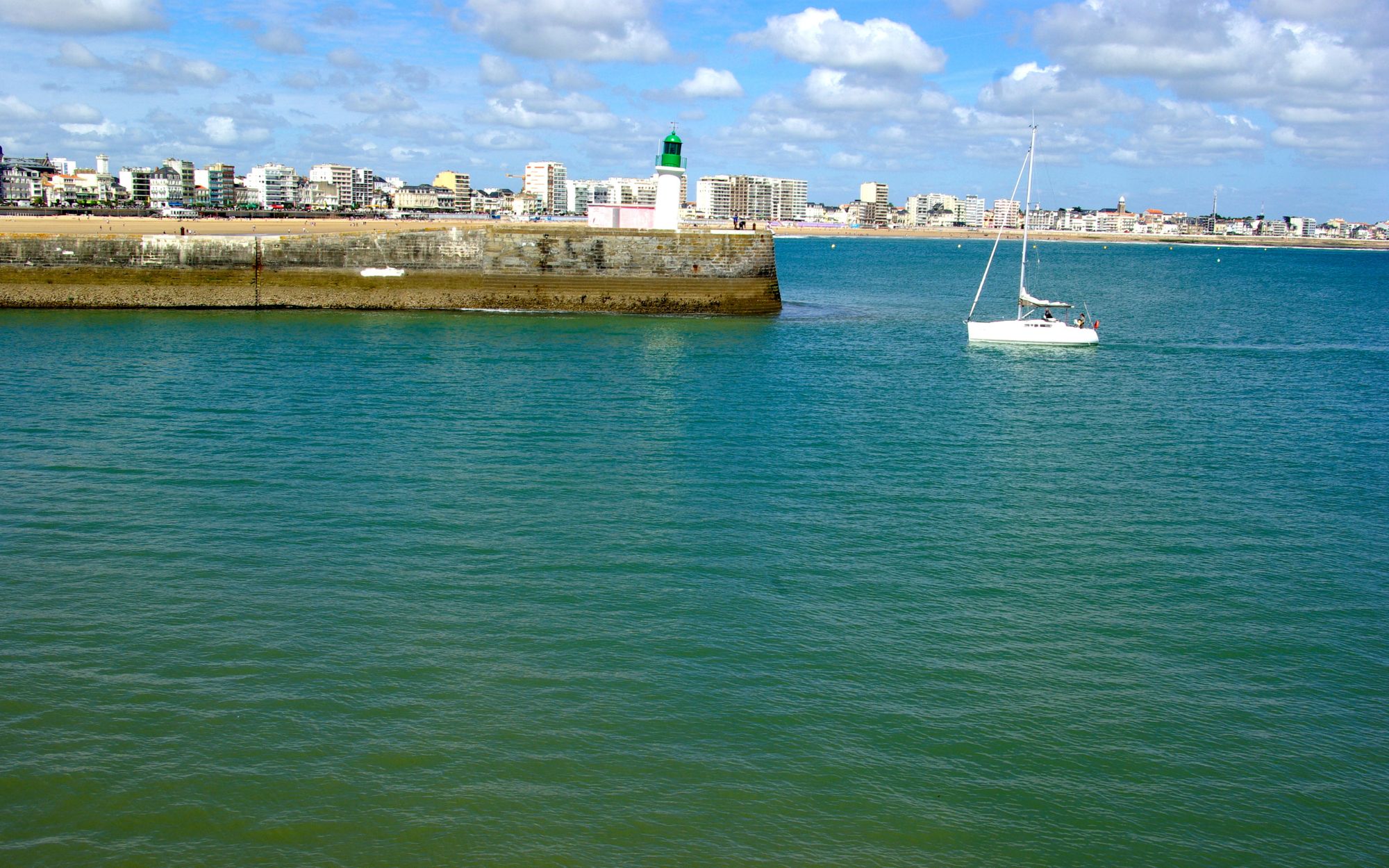 img-1 Sables-d'Olonne